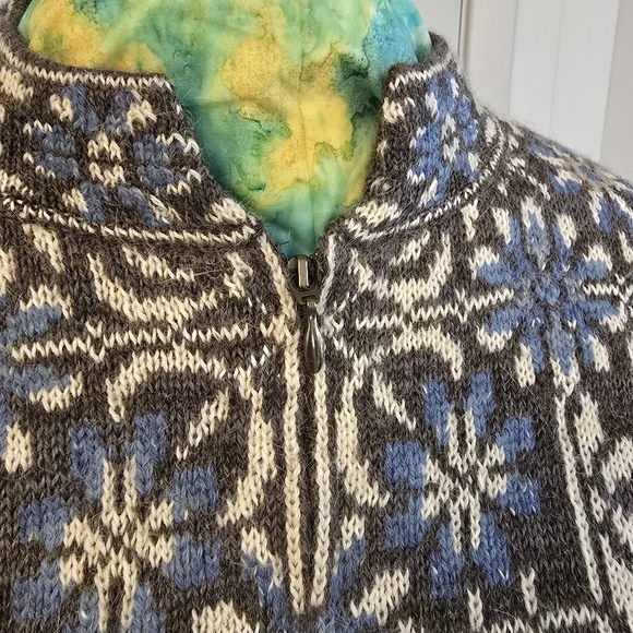 Intiwara 100% Alpaca Wool Sweater. Size L - Picture 2 of 11